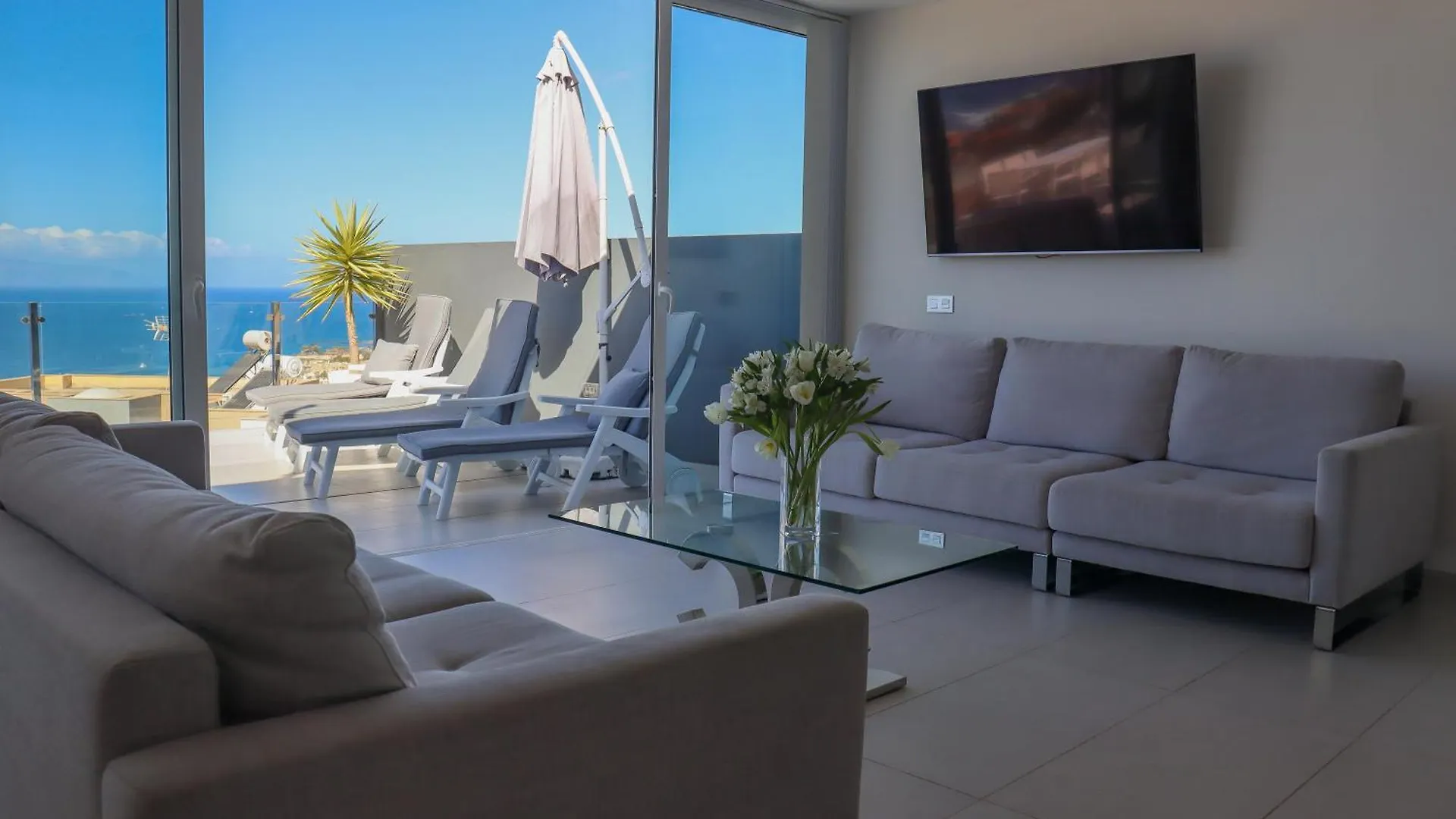 Azure Sky Villa - Panoramic Ocean View, Luxury, San Eugenio Costa Adeje  Spain